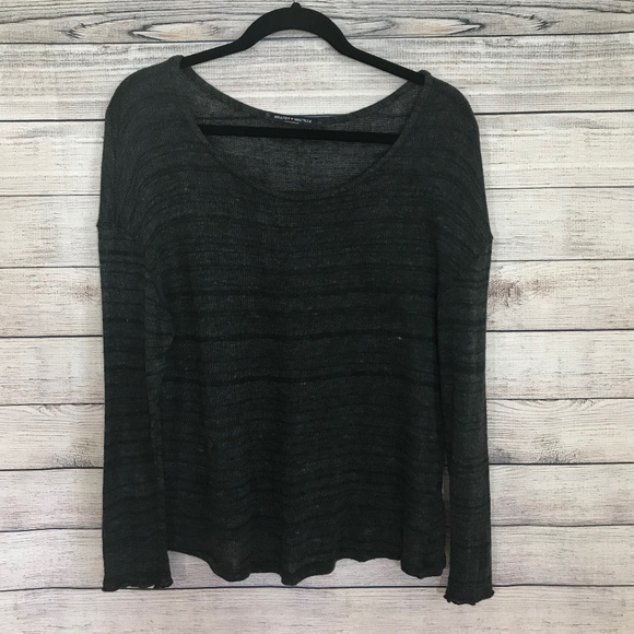 Brandy Melville Sweaters - Brandy Melville Gray Long Sleeve Light Sweater Brandy Melville Sweaters - Brandy Melville Gray Long Sleeve Light Sweater